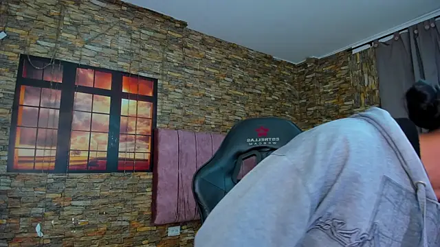 Snapshot of viktorya_xue chatting on 12, 3, 2025 viktorya xue online show from 12, 3, 2025