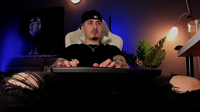 uptomatty online show from 2, 4, 2026