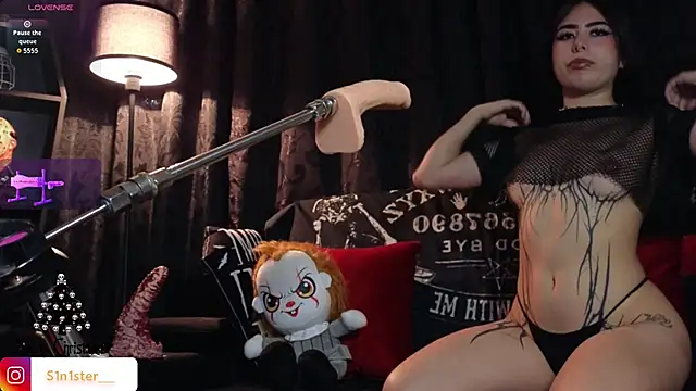 Snapshot of Melanie_Nyx chatting on 16, 12, 2025 Melanie Nyx online show from 16, 12, 2025