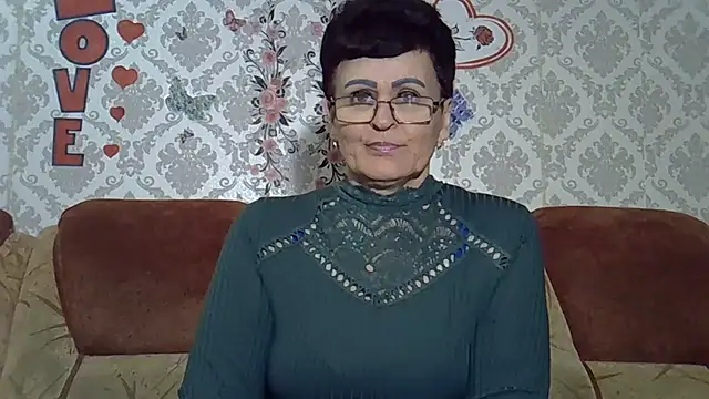 Snapshot of PaulaGolden chatting on 10, 5, 2026 PaulaGolden online show from 10, 5, 2026