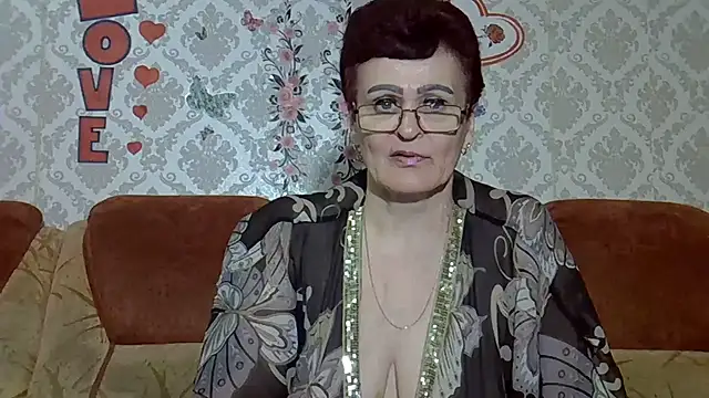Snapshot of PaulaGolden chatting on 28, 7, 2026 PaulaGolden online show from 28, 7, 2026