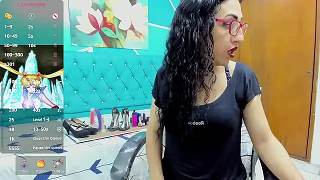 Snapshot of sabrina_dupont chatting on 12, 11, 2025 sabrina dupont online show from 12, 11, 2025