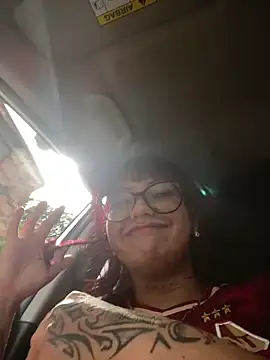 MiaOlmos777 online show from 28, 4, 2026