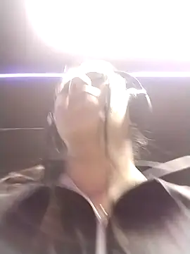 Karenn12 online show from 19, 9, 2025