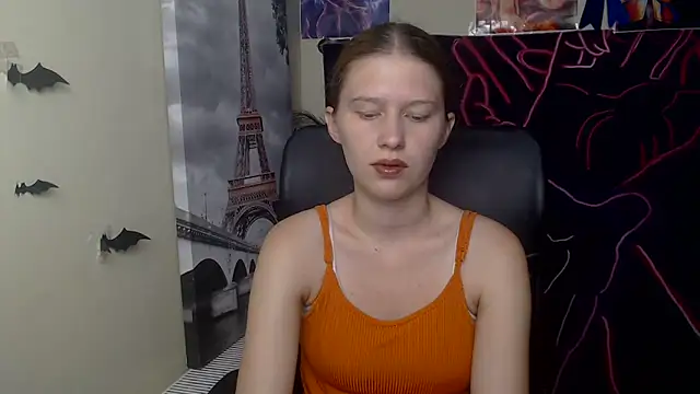Snapshot of StellaCRL chatting on 9, 5, 2026 StellaCRL online show from 9, 5, 2026