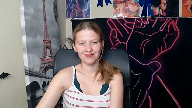 Snapshot of StellaCRL chatting on 28, 5, 2026 StellaCRL online show from 28, 5, 2026