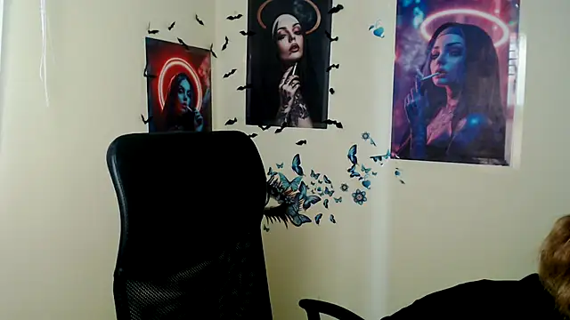 Snapshot of StellaCRL chatting on 9, 6, 2026 StellaCRL online show from 9, 6, 2026