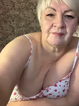 Laura Millf online show from 9, 3, 2025