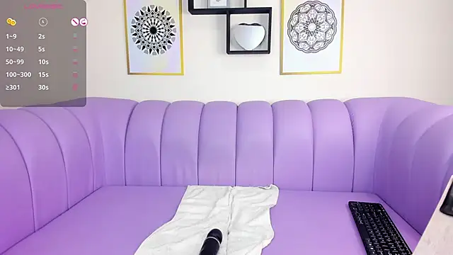 Julie Markk online show from 27, 2, 2025