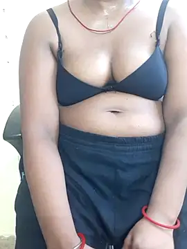 NairaSaxena online show from 18, 7, 2026