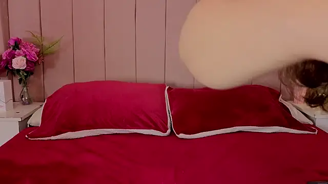 MollyBigBoobs12 online show from 6, 1, 2026