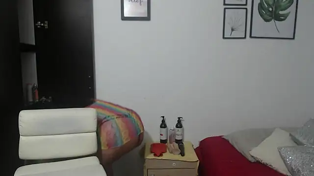 viki mom online show from 6, 1, 2025