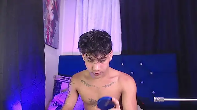 Sexys Boys Hot1 online show from 11, 2, 2026