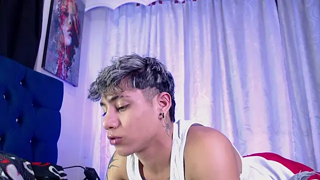 Snapshot of Sexys_Boys_Hot1 chatting on 7, 5, 2026 Sexys Boys Hot1 online show from 7, 5, 2026