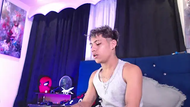 Snapshot of Sexys_Boys_Hot1 chatting on 8, 6, 2026 Sexys Boys Hot1 online show from 8, 6, 2026