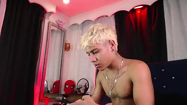 Sexys Boys Hot1 online show from 28, 7, 2026