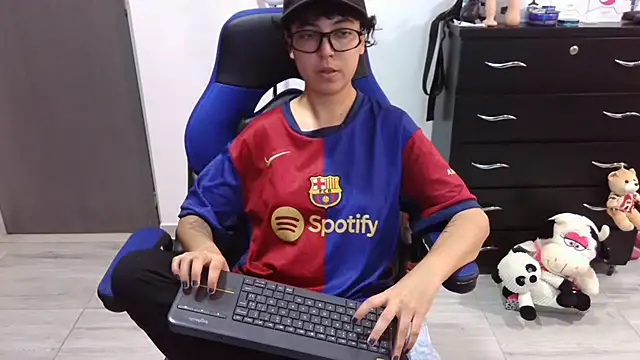 thomascooper7 online show from 13, 12, 2025