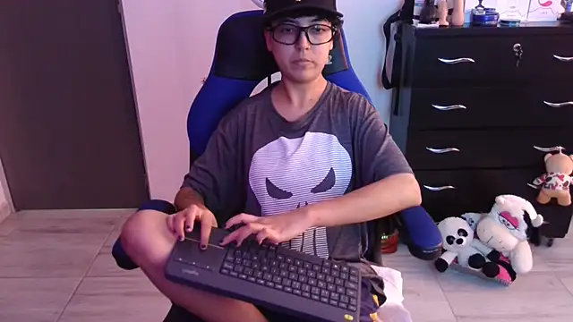 thomascooper7 online show from 18, 12, 2025