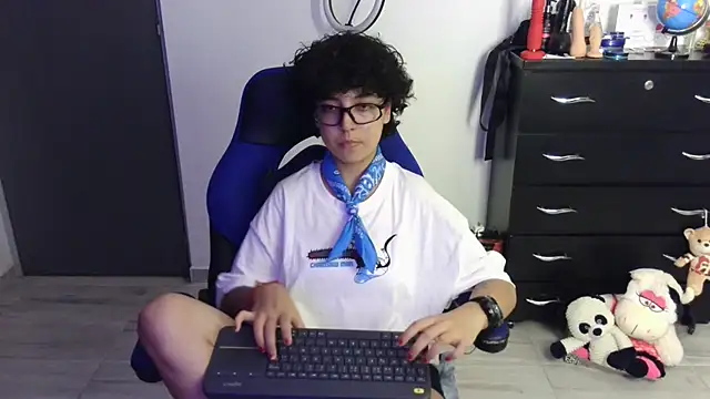 thomascooper7 online show from 4, 4, 2026