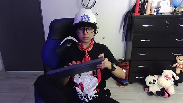 thomascooper7 online show from 24, 4, 2026