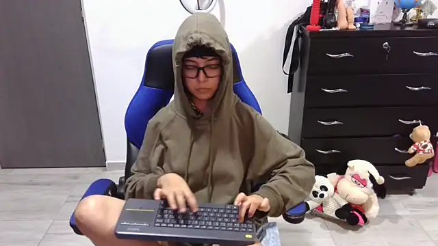 thomascooper7 online show from 25, 4, 2026