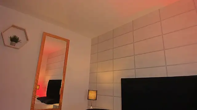 Snapshot of Christine_Laam chatting on 2, 2, 2026 Christine Laam online show from 2, 2, 2026