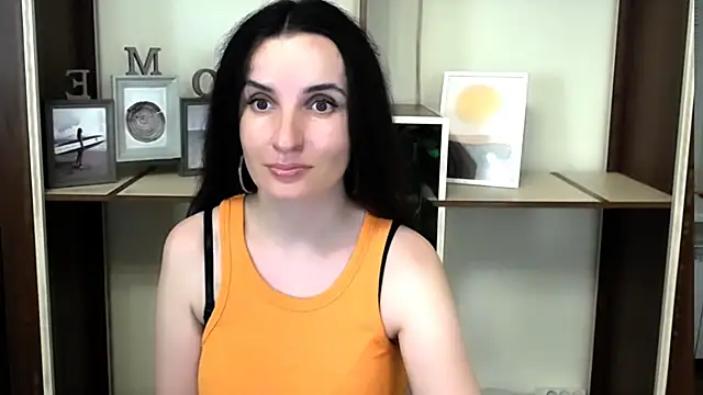 LaimaV  online show from 27, 6, 2026