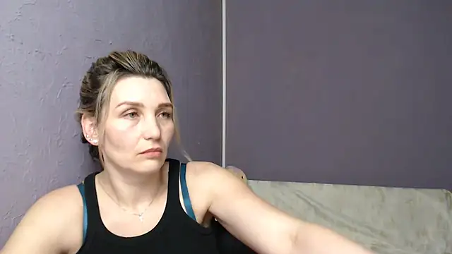  sexy lady online show from 1, 2, 2025