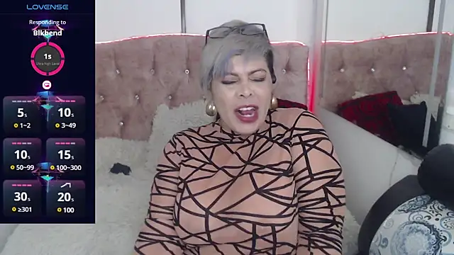 Grecia Horny online show from 22, 1, 2025