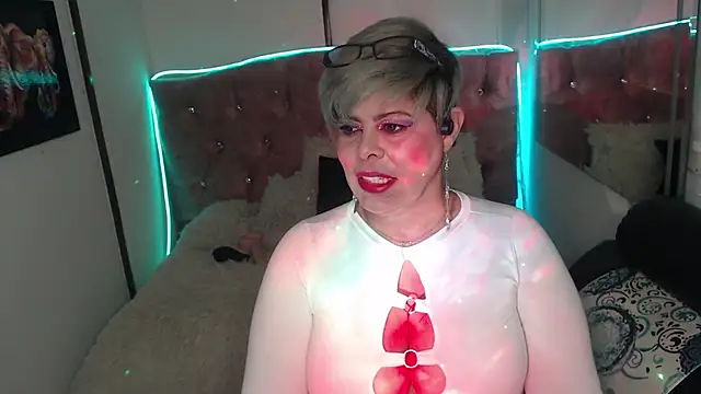 Grecia Horny online show from 24, 1, 2025