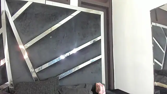 Sofia-candyht online show from 13, 4, 2026