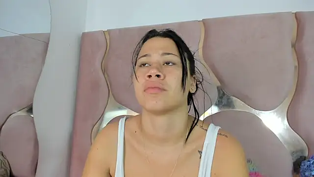 Sofia-candyht online show from 28, 4, 2026