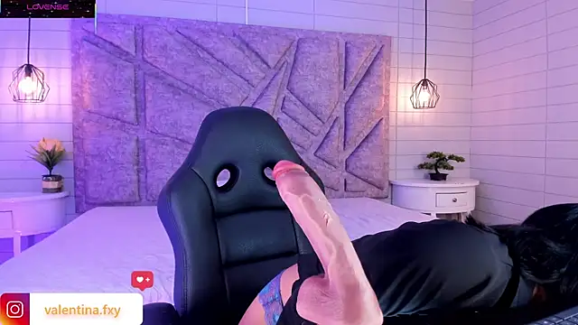 Gianna foxy online show from 28, 4, 2026