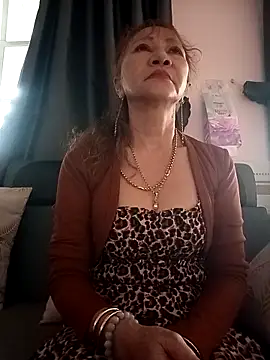 Baby-sexysweet69 online show from 11, 11, 2025