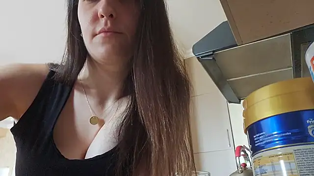 AlejandraDelaney online show from 25, 1, 2025