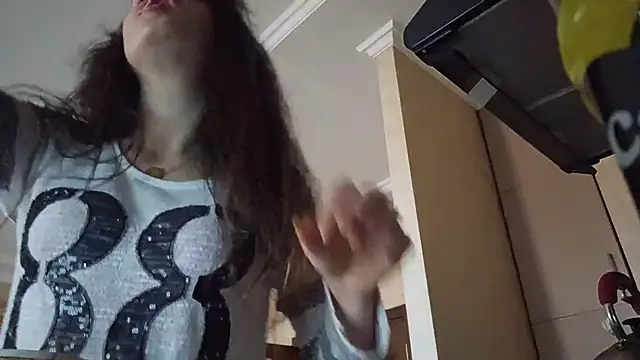 AlejandraDelaney online show from 7, 11, 2025