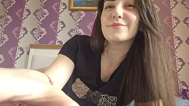 AlejandraDelaney online show from 28, 4, 2026