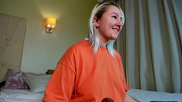 Snapshot of Debbie_Taylor chatting on 8, 12, 2024 Debbie Taylor online show from 8, 12, 2024