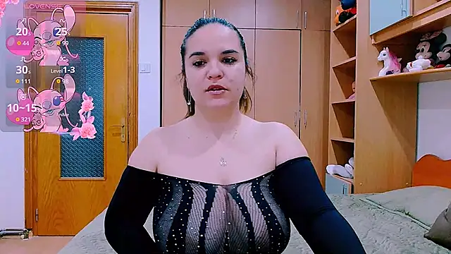 Ella-Diamond online show from 3, 10, 2025