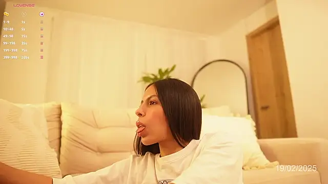 veronica mendez1 online show from 19, 2, 2025