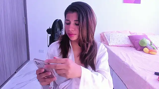 adop me   online show from 28, 12, 2024