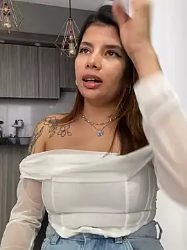 adop me   online show from 17, 3, 2025