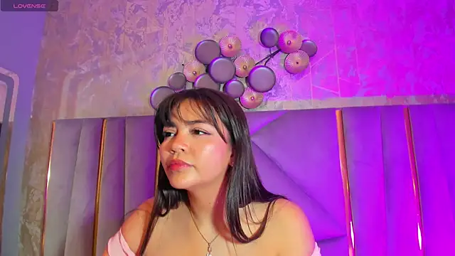 KimDevinne online show from 30, 7, 2026
