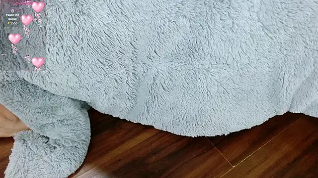 Aurora blossom   online show from 29, 1, 2025