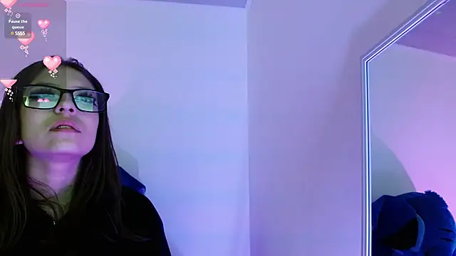 Aurora blossom   online show from 31, 1, 2025