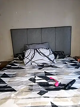 ThickPearlx23 online show from 8, 2, 2026