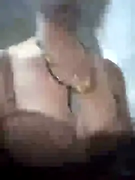 Snapshot of yovana13 chatting on 1, 10, 2025 yovana13 online show from 1, 10, 2025