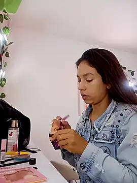 Luci And Sofi online show from 18, 10, 2025