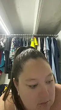Chloee ep online show from 11, 7, 2026