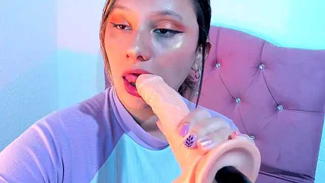 Snapshot of Mila_nixon02 chatting on 22, 2, 2025 Mila nixon02 online show from 22, 2, 2025